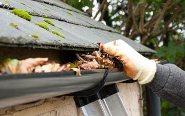 gutter cleaning Aberbechan, Powys